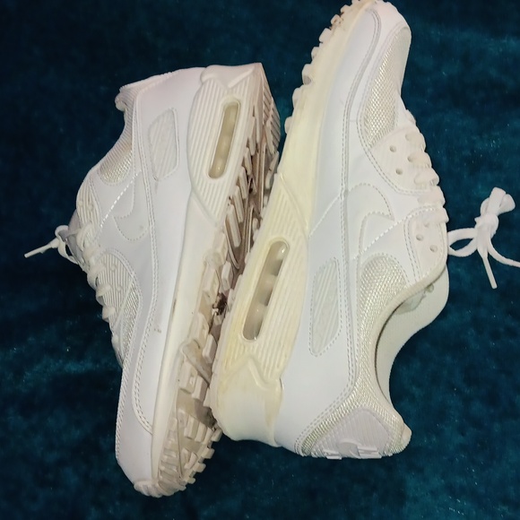 Nike Air Max 90 essential triple white size 11(CN8490-100)PREOWNED - Picture 6 of 13